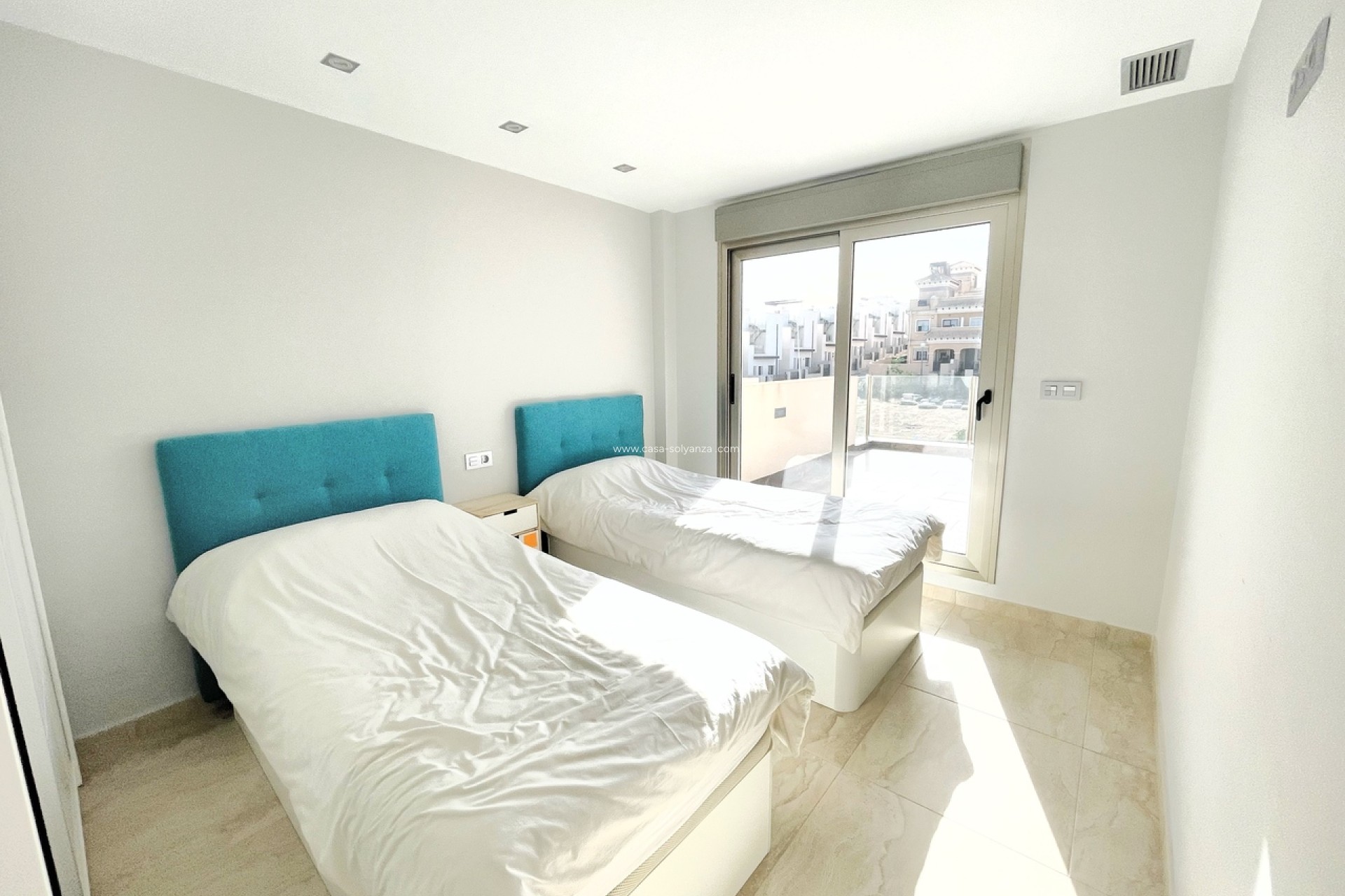 Resale - Villa - Villamartin - Costa Blanca