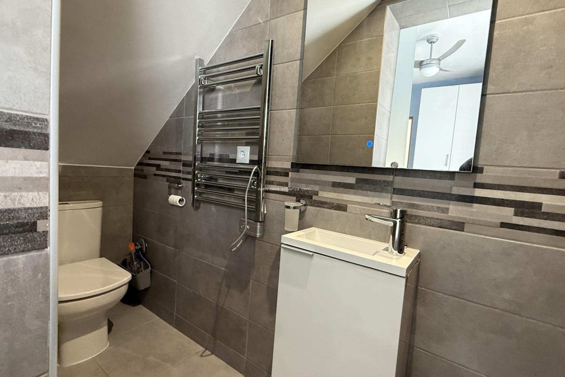 Resale - Villa - Villamartin - Costa Blanca