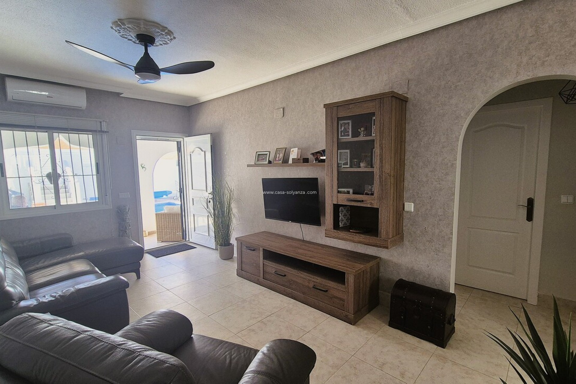 Resale - Villa - Villamartin - Costa Blanca