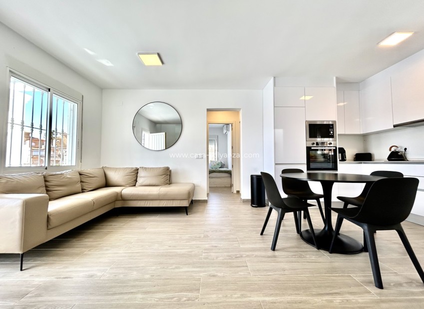 Resale - Villa - Villamartin - Costa Blanca