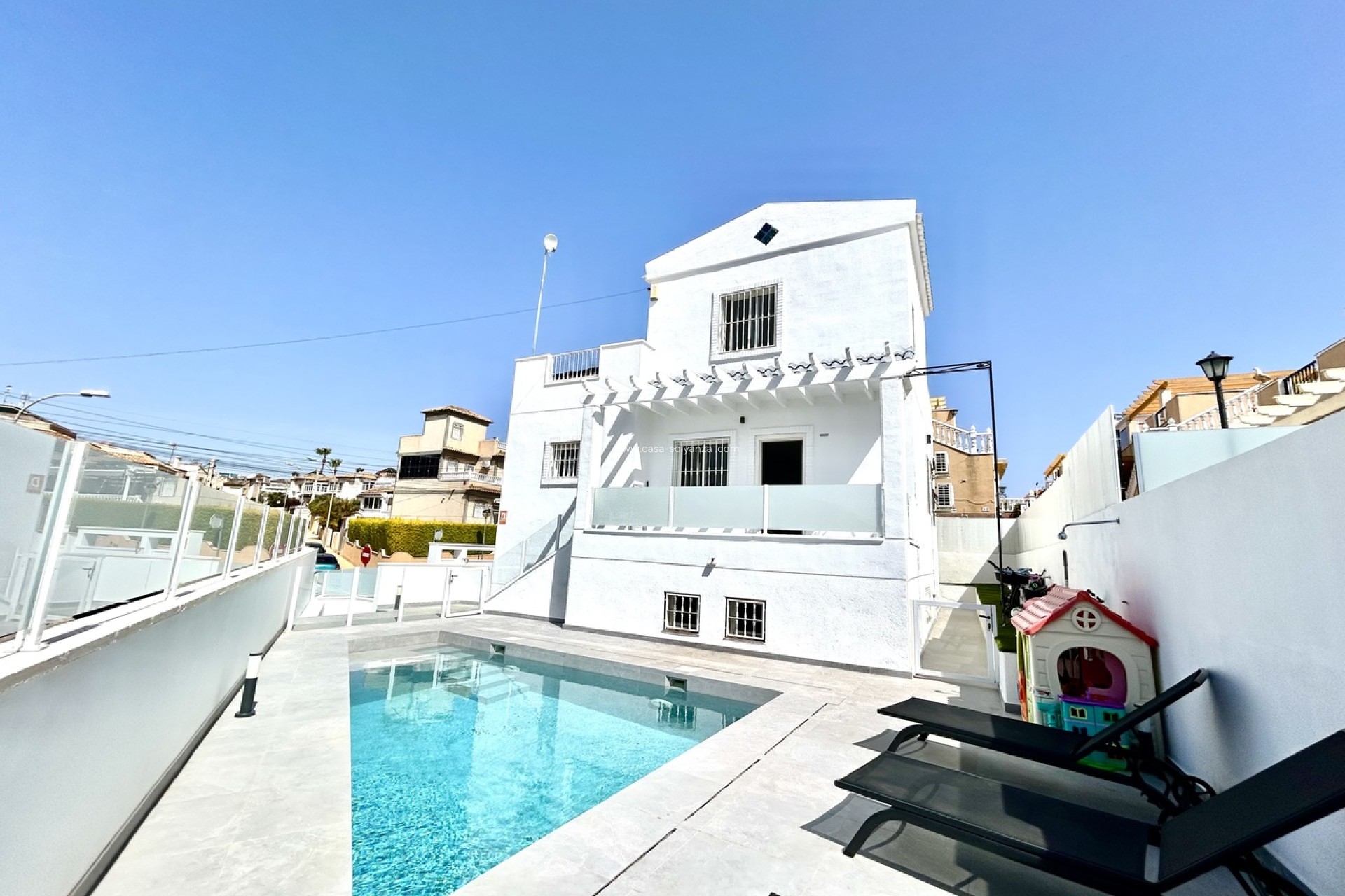 Resale - Villa - Villamartin - Costa Blanca