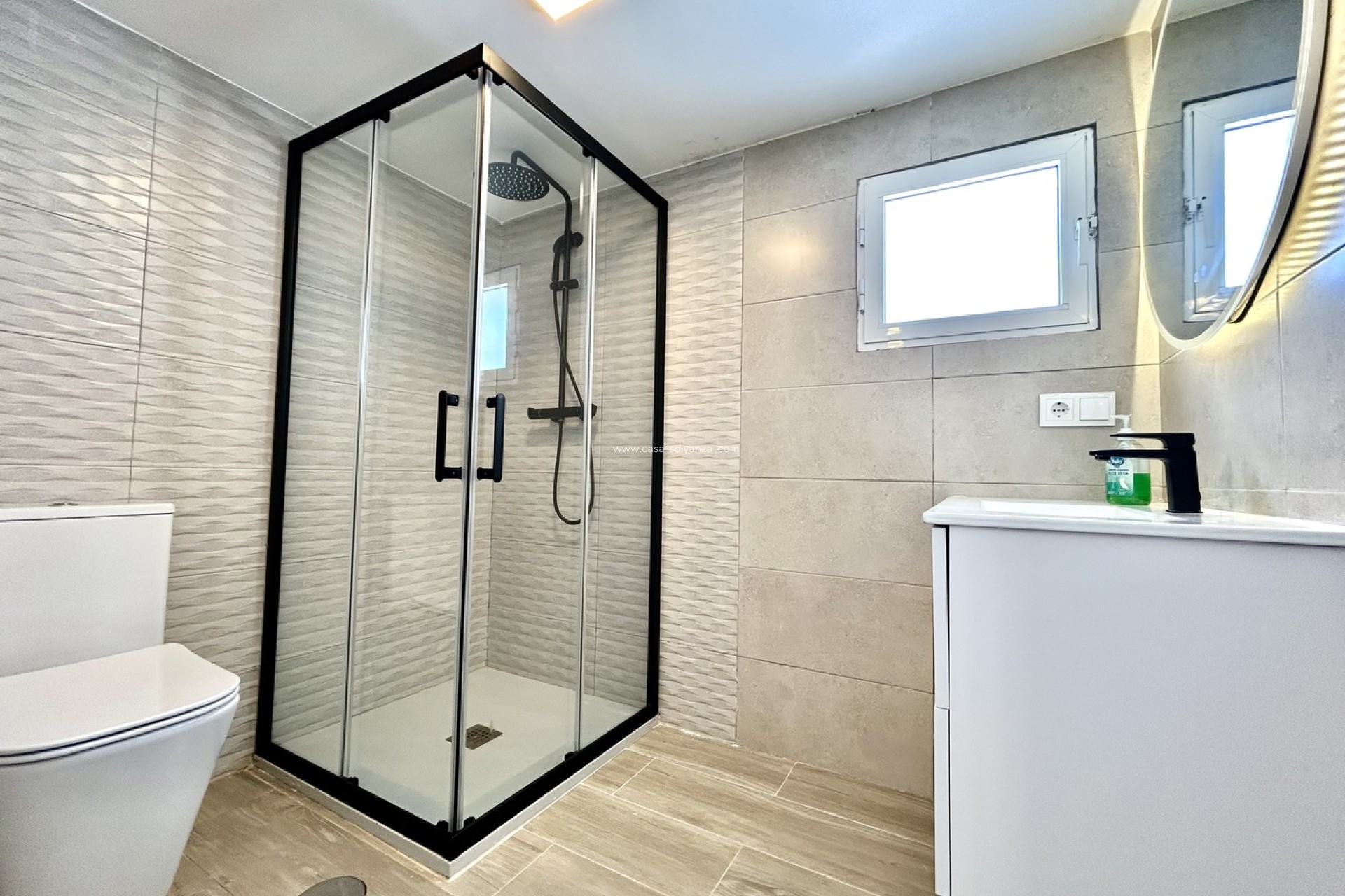 Resale - Villa - Villamartin - Costa Blanca