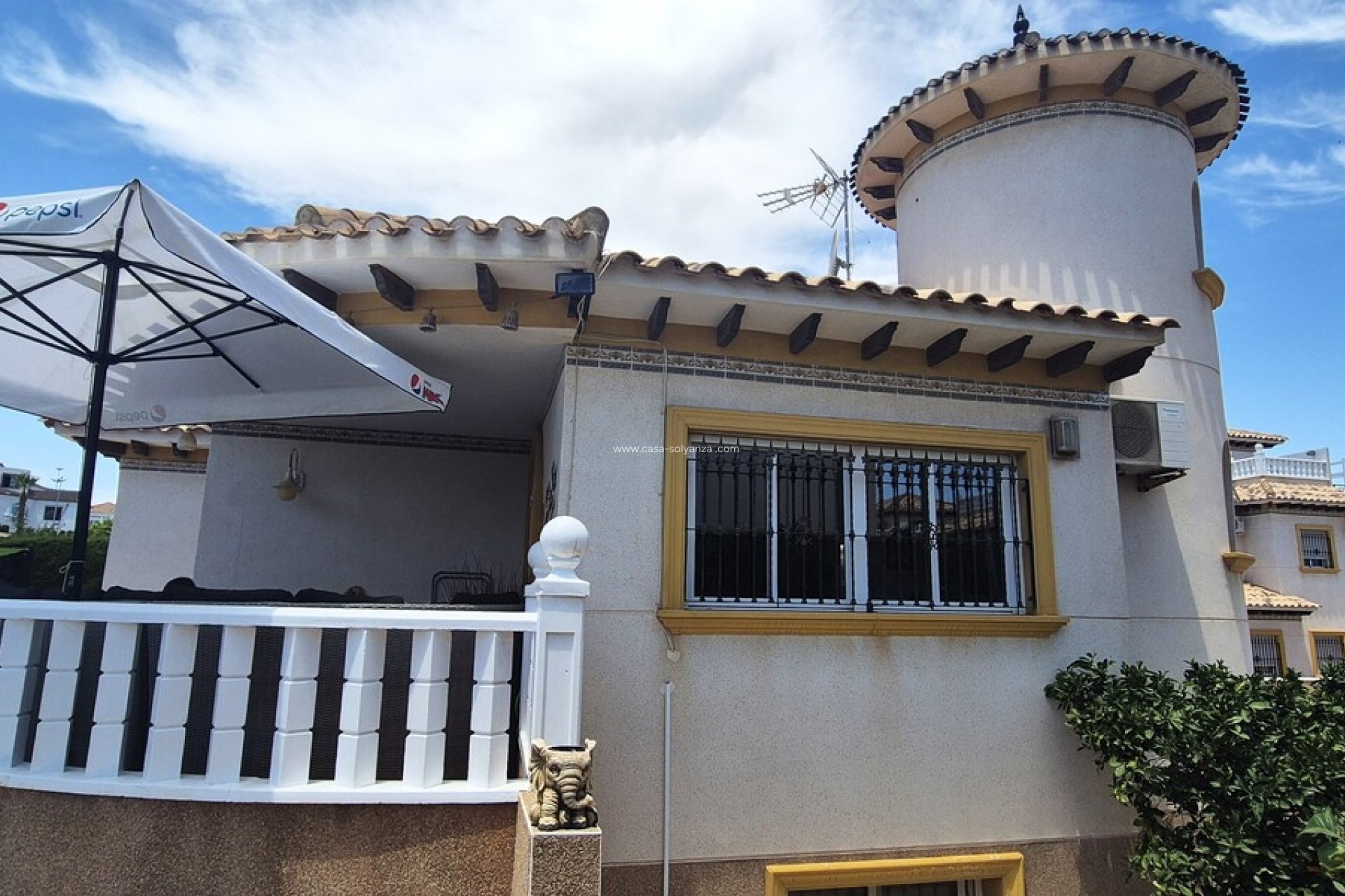 Resale - Villa - Villamartin - Costa Blanca