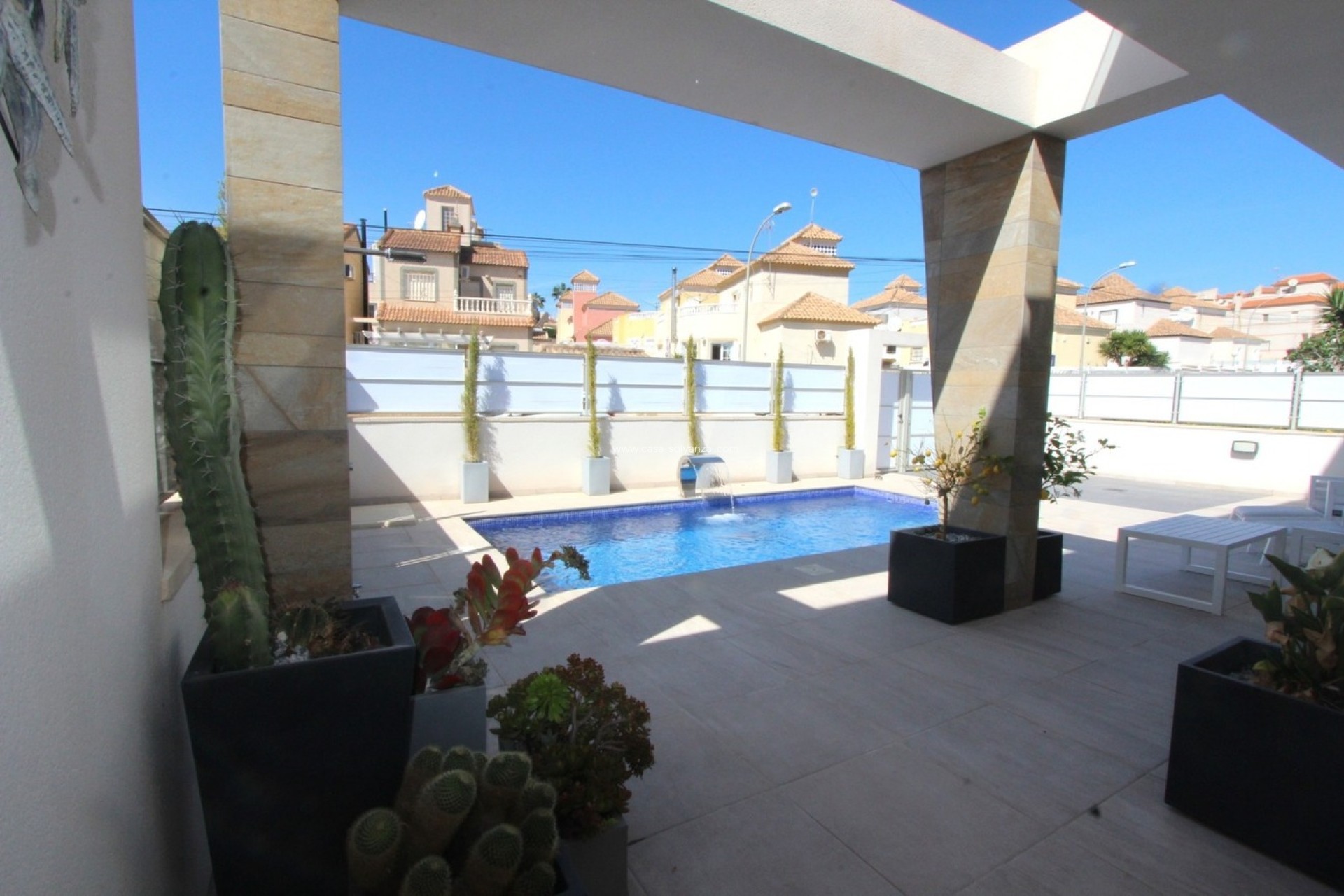 Resale - Villa - Villamartin - El Galan