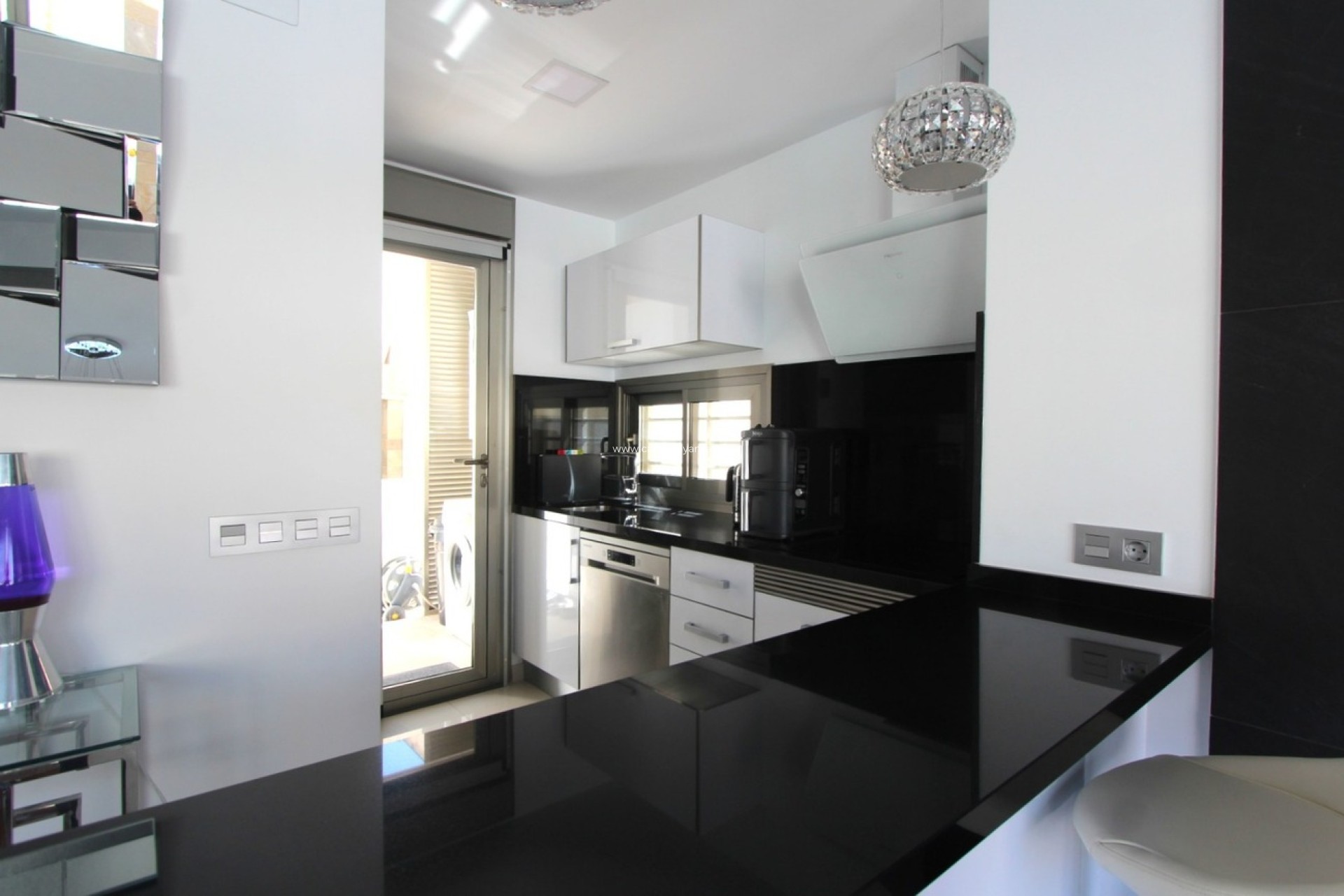 Resale - Villa - Villamartin - El Galan