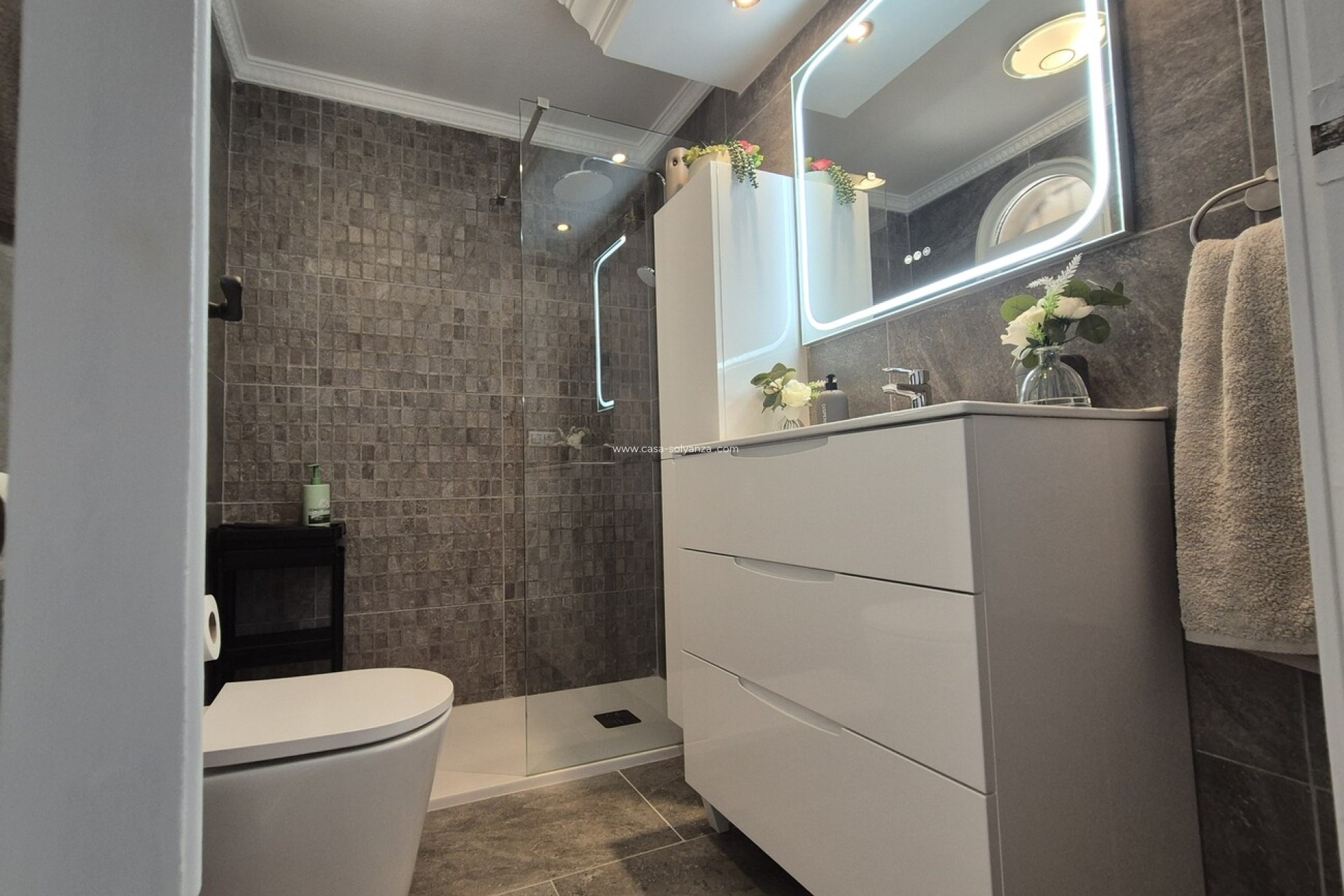 Resale - Villa - Villamartin - El Galan