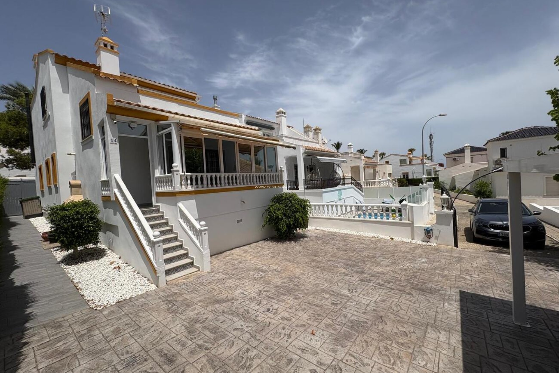 Resale - Villa - Villamartin - Los Dolses