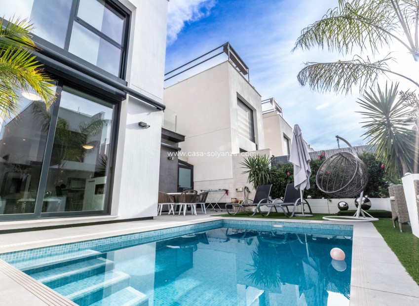 Resale - Villa - Villamartin - Pau 26