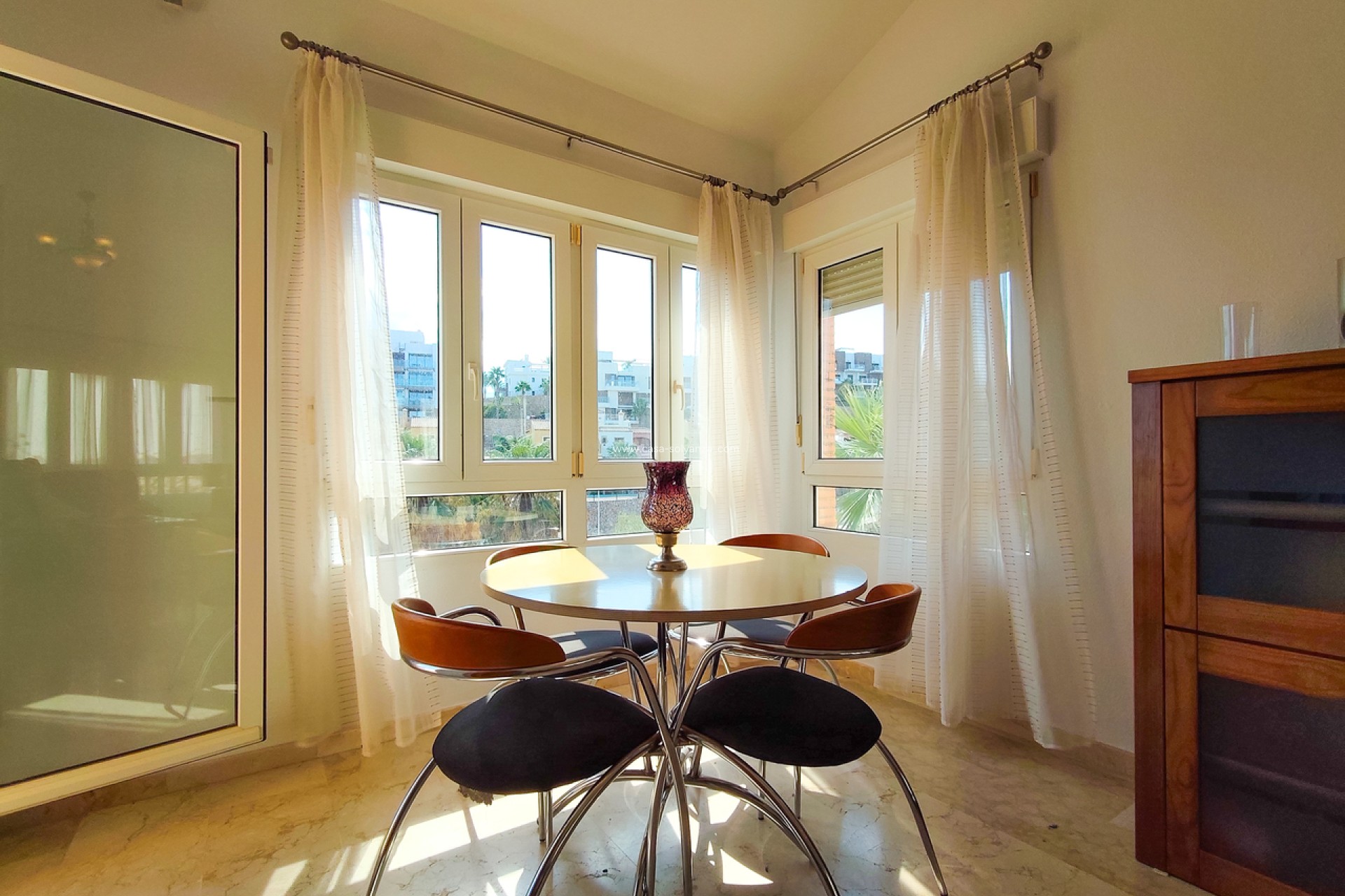 Resale - Villa - Villamartin - Villamartín