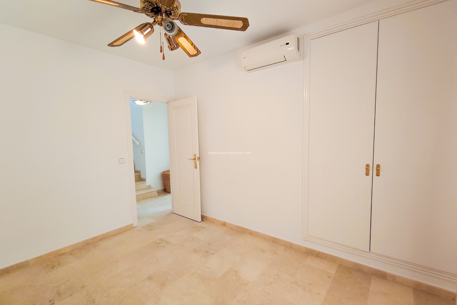 Resale - Villa - Villamartin - Villamartín