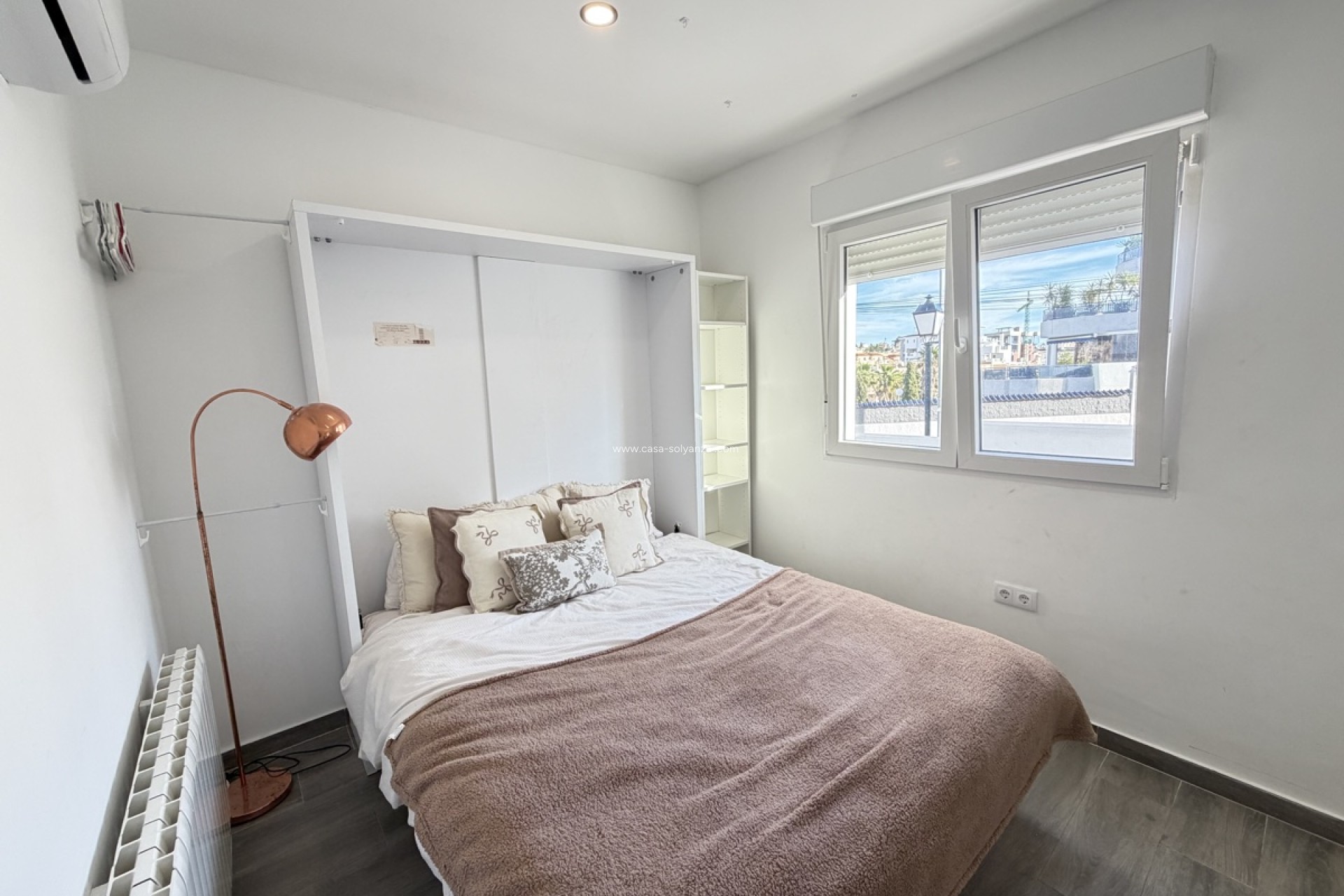 Resale - Villa - Villamartin - Villamartín