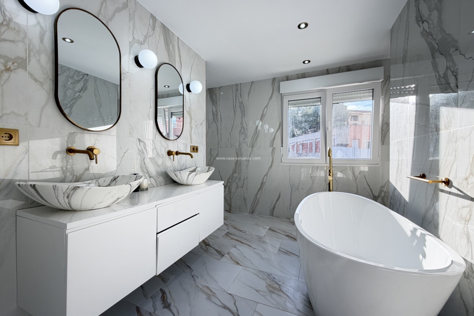 Resale - Villa - Villamartin - Villamartín