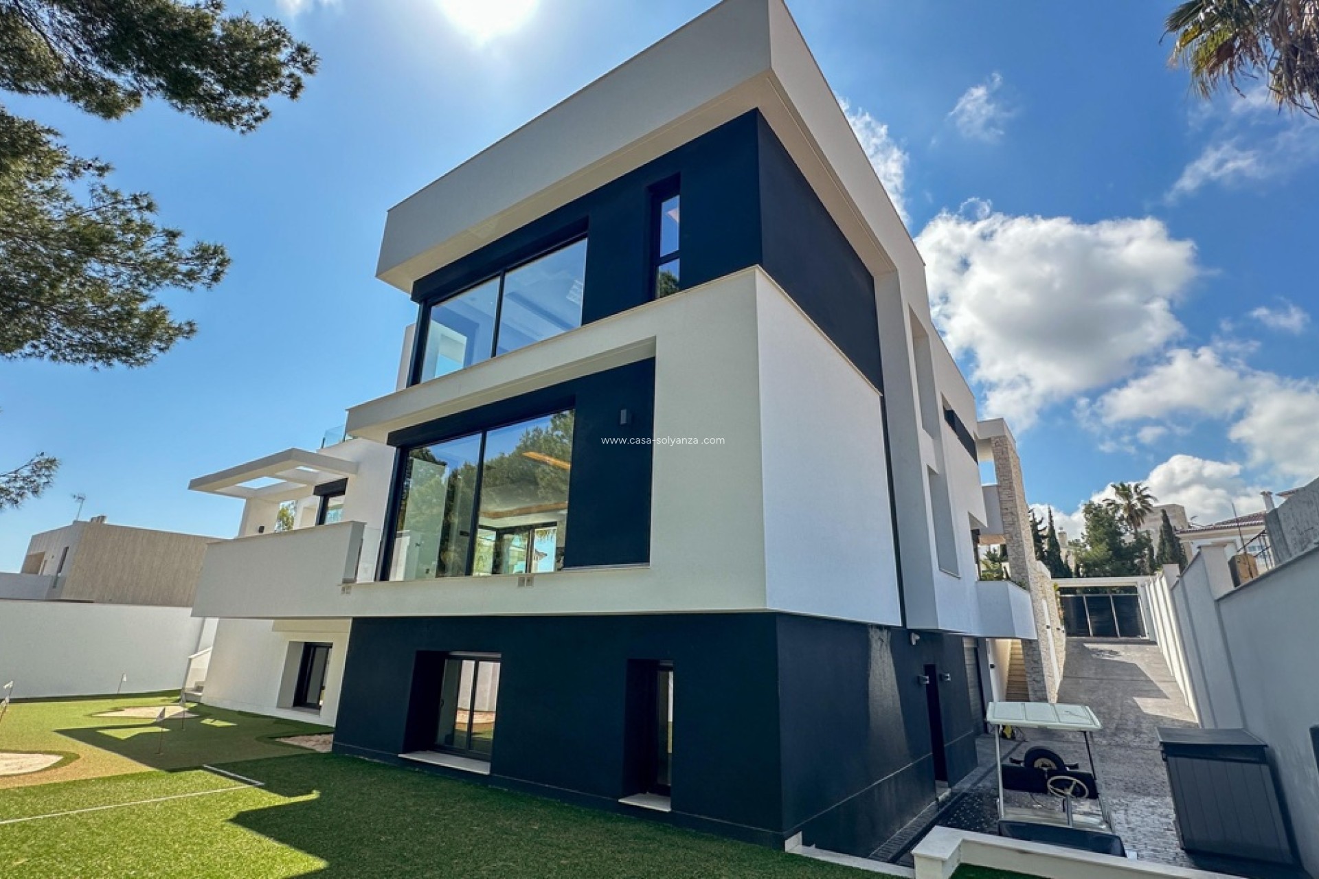 Resale - Villa - Villamartin - Villamartín