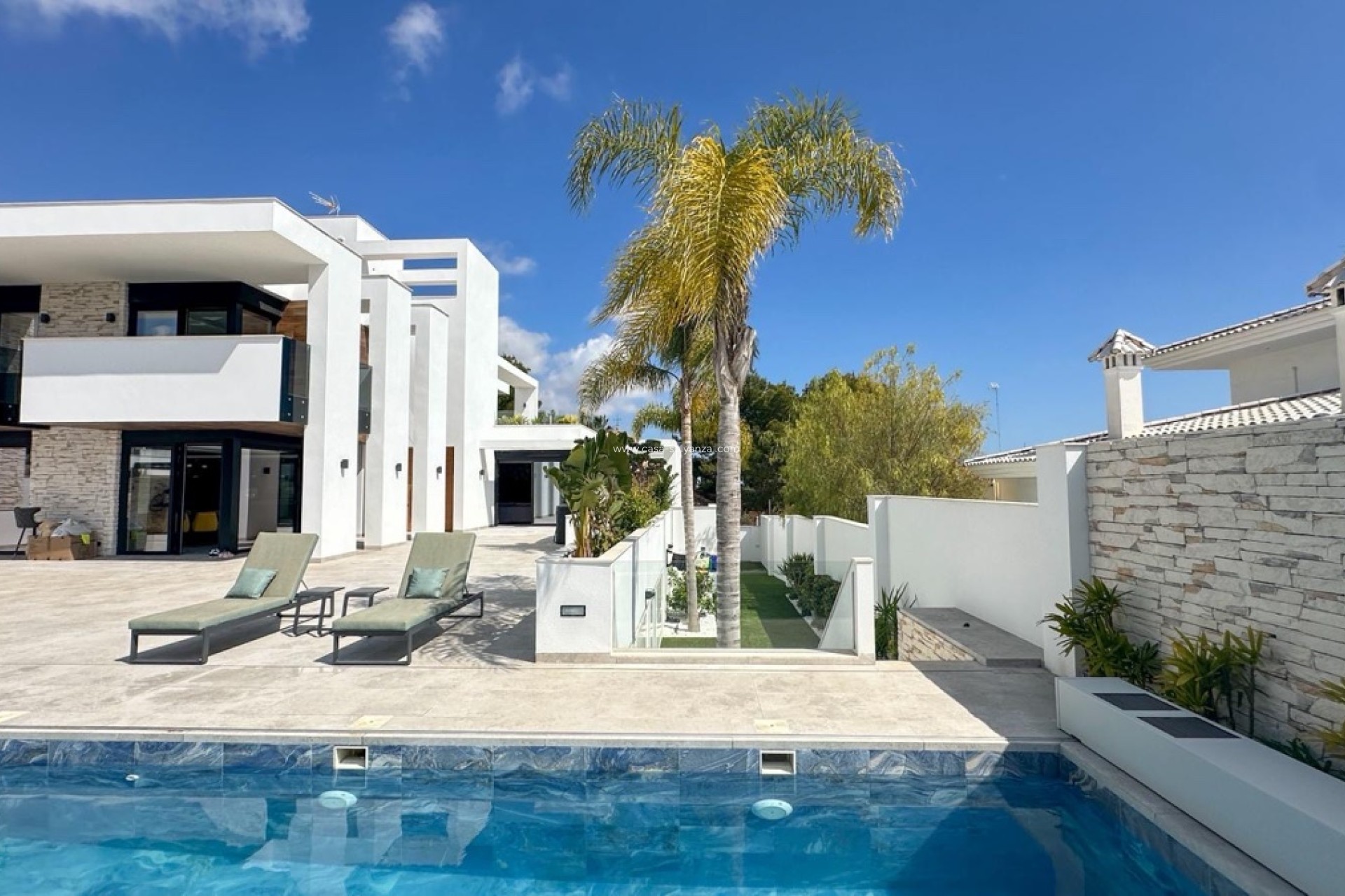 Resale - Villa - Villamartin - Villamartín