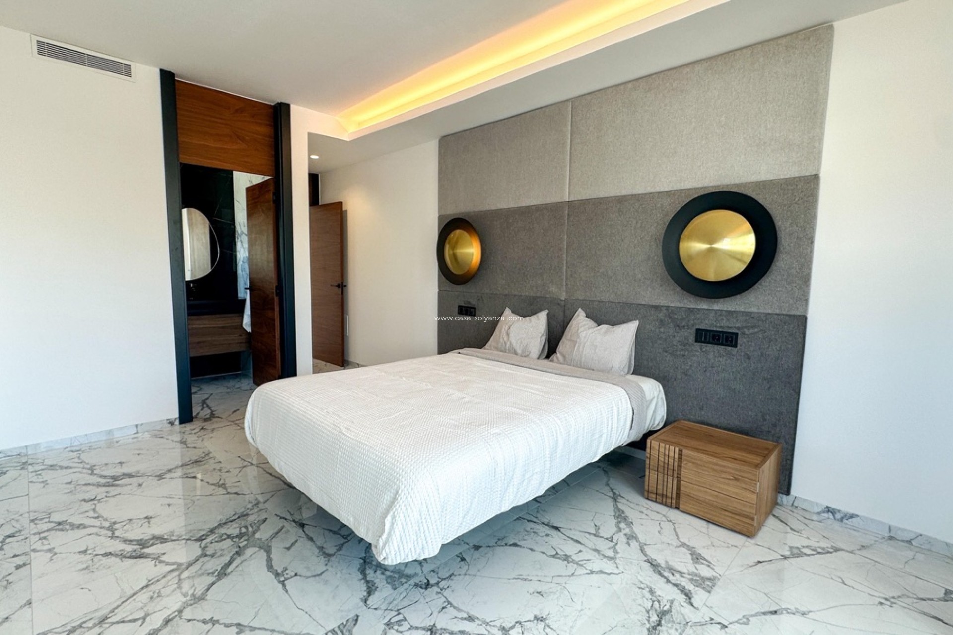 Resale - Villa - Villamartin - Villamartín