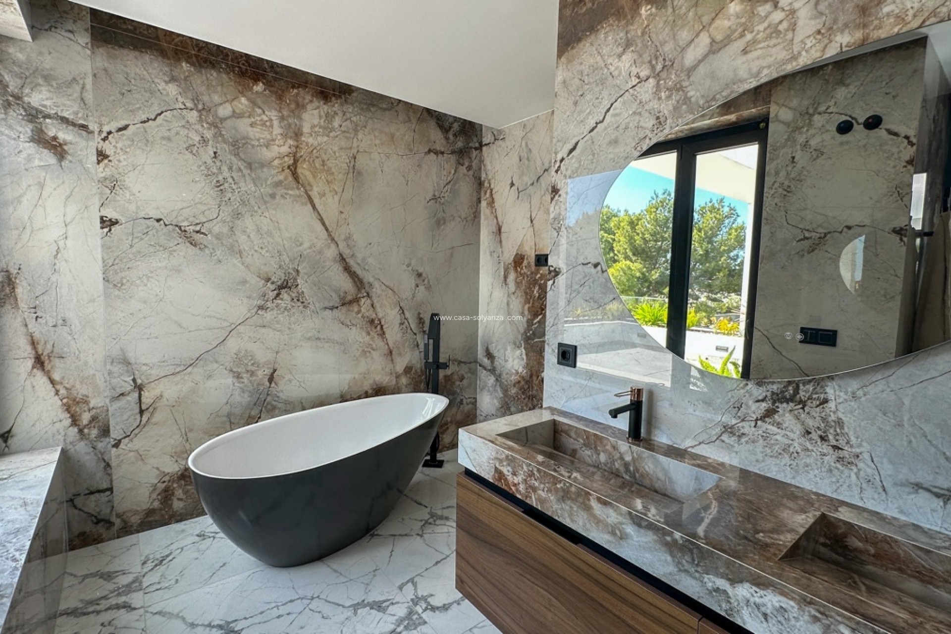 Resale - Villa - Villamartin - Villamartín