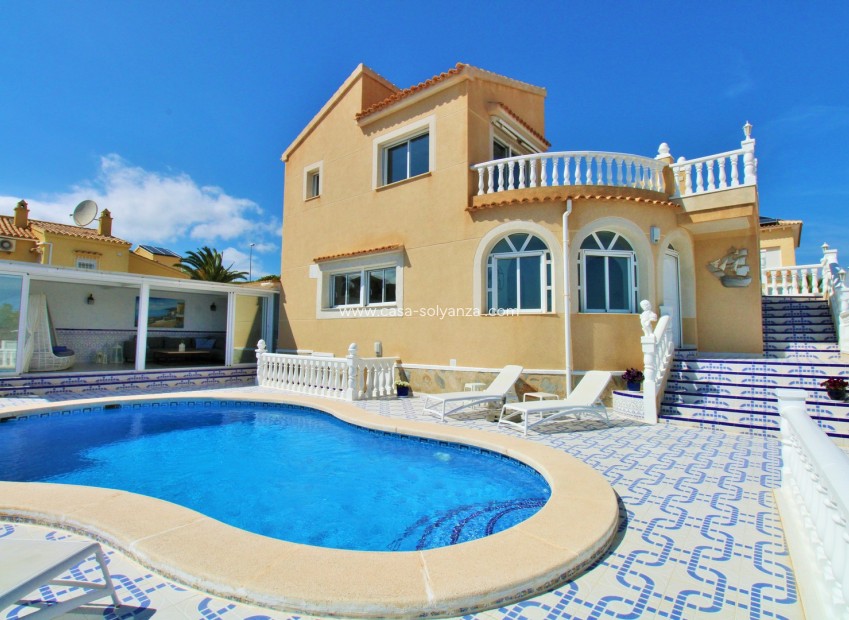 Resale - Villa - Villamartin - Villamartín