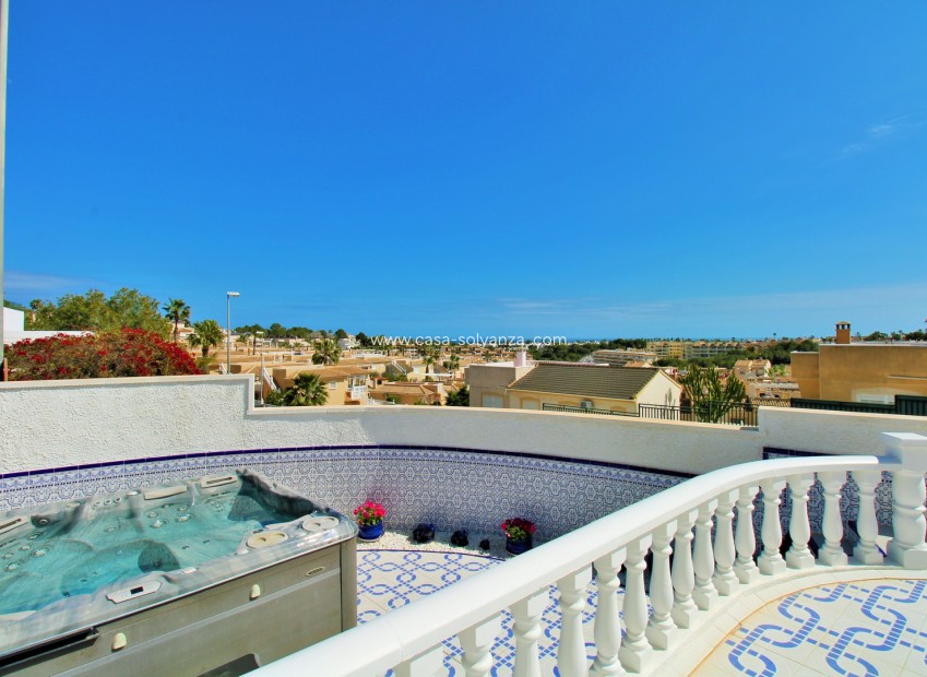Resale - Villa - Villamartin - Villamartín