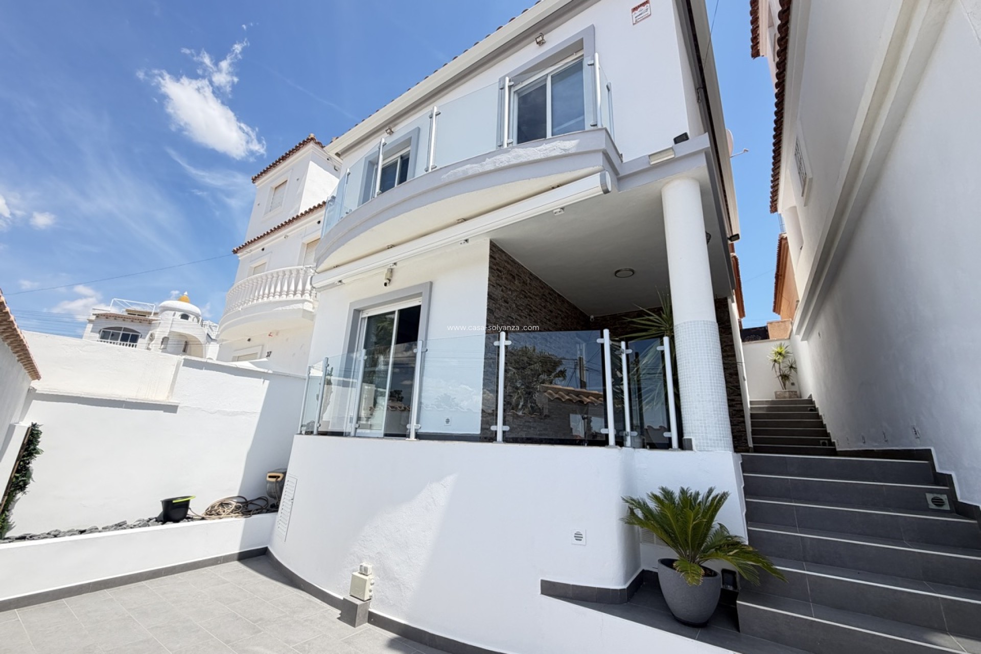 Resale - Villa - Villamartin - Villamartín