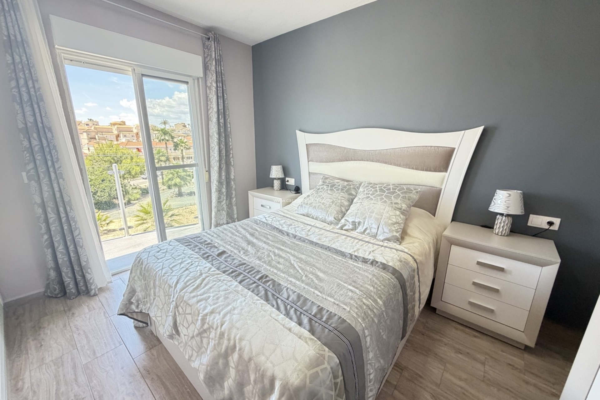 Resale - Villa - Villamartin - Villamartín