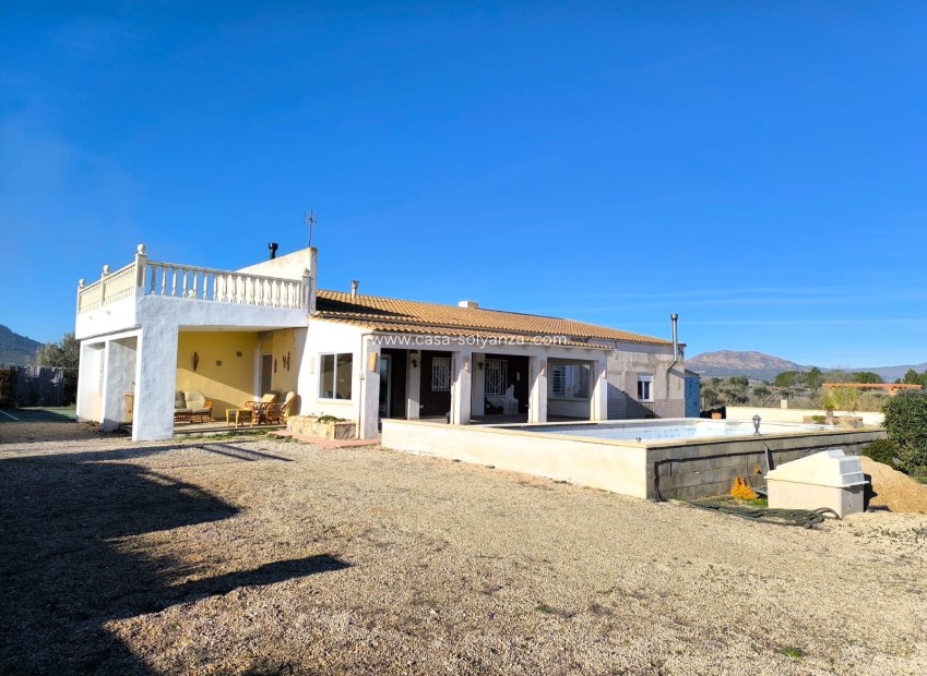 Resale - Villa - Villena - Inland