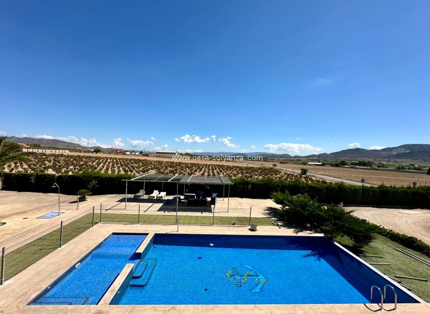 Resale - Villa - Yecla - Inland