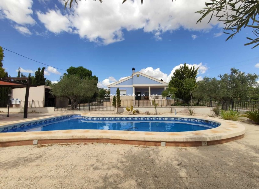 Resale - Villa - Yecla - Inland