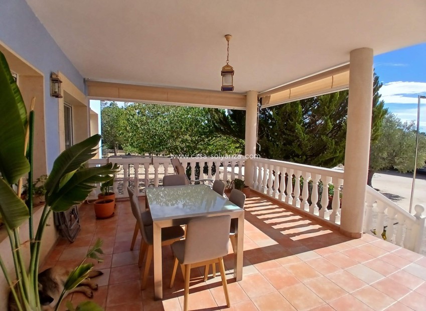 Resale - Villa - Yecla - Inland