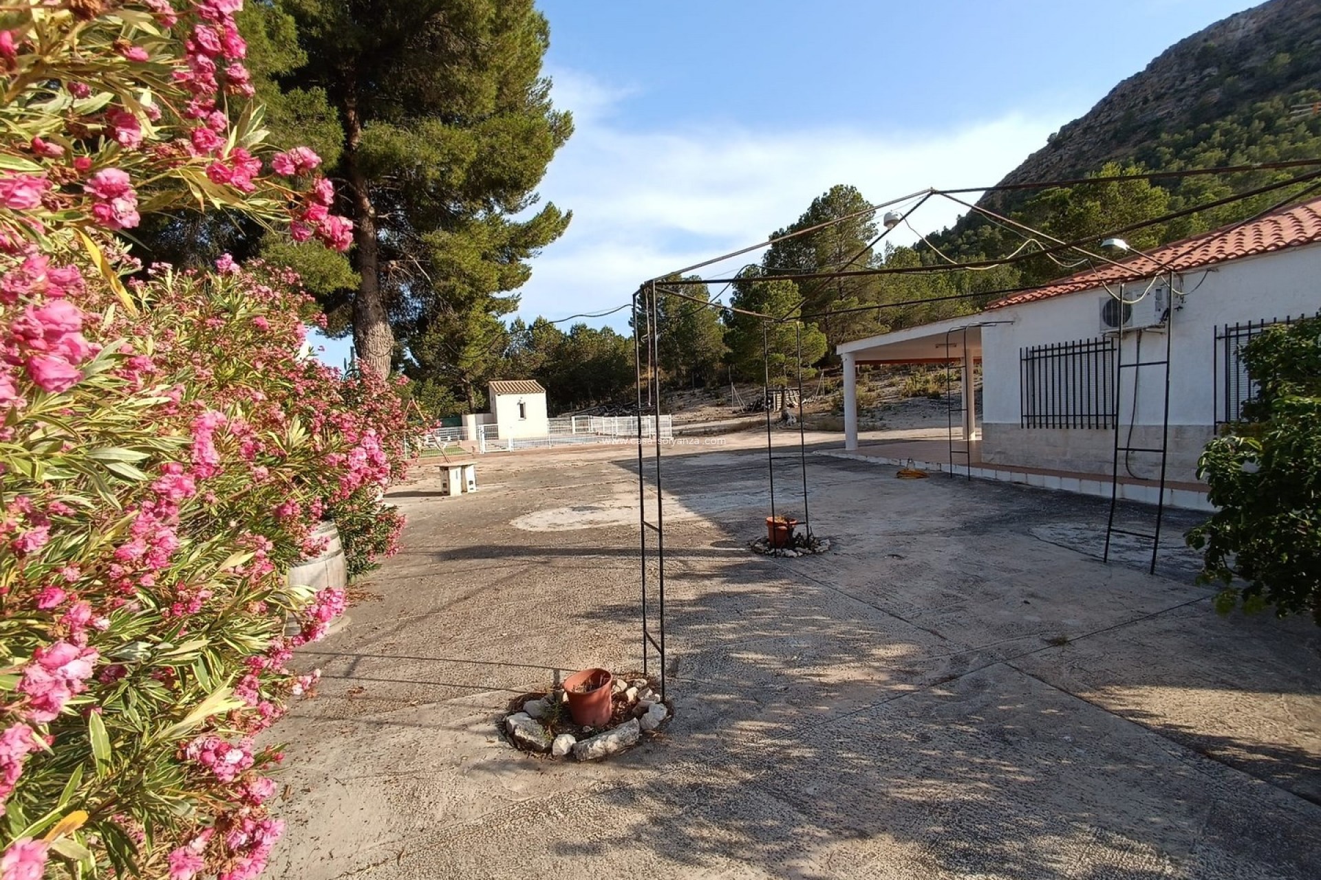 Resale - Villa - Yecla - Inland