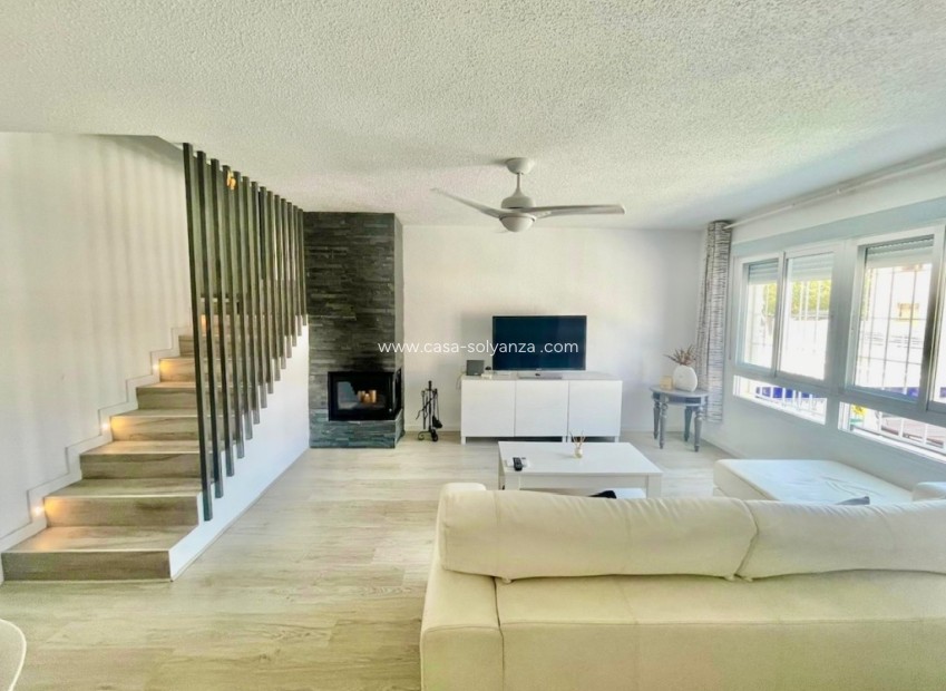 Reventa - Adosado - Aquilas