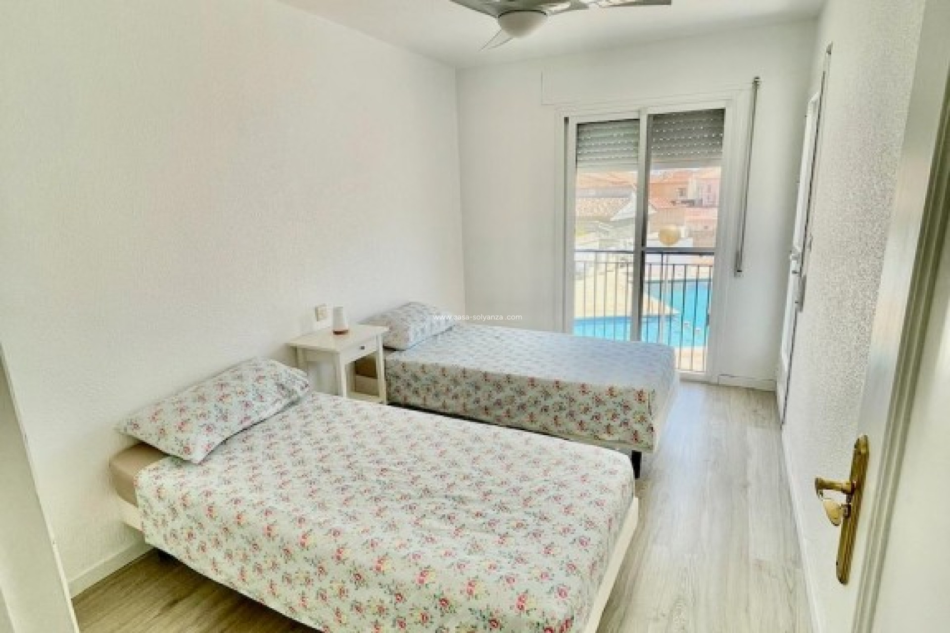 Reventa - Adosado - Aquilas