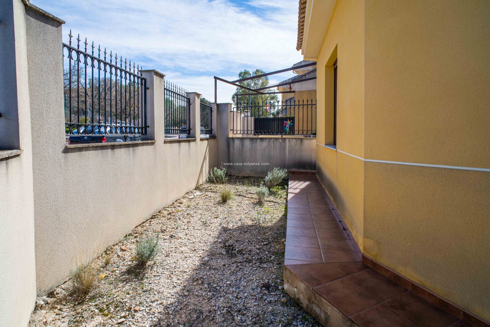 Reventa - Adosado - Pinoso - Calle Dalias 1