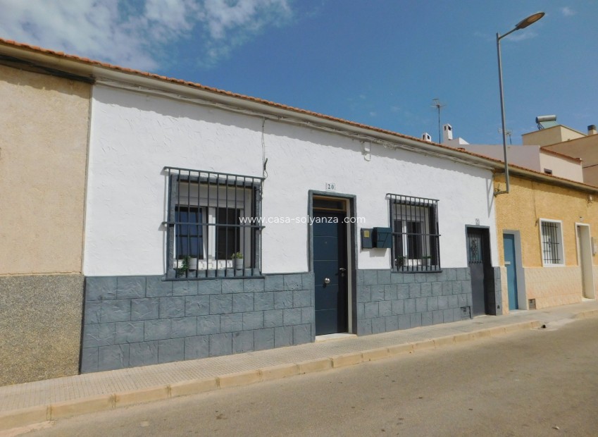 Reventa - Adosado - San Miguel de Salinas