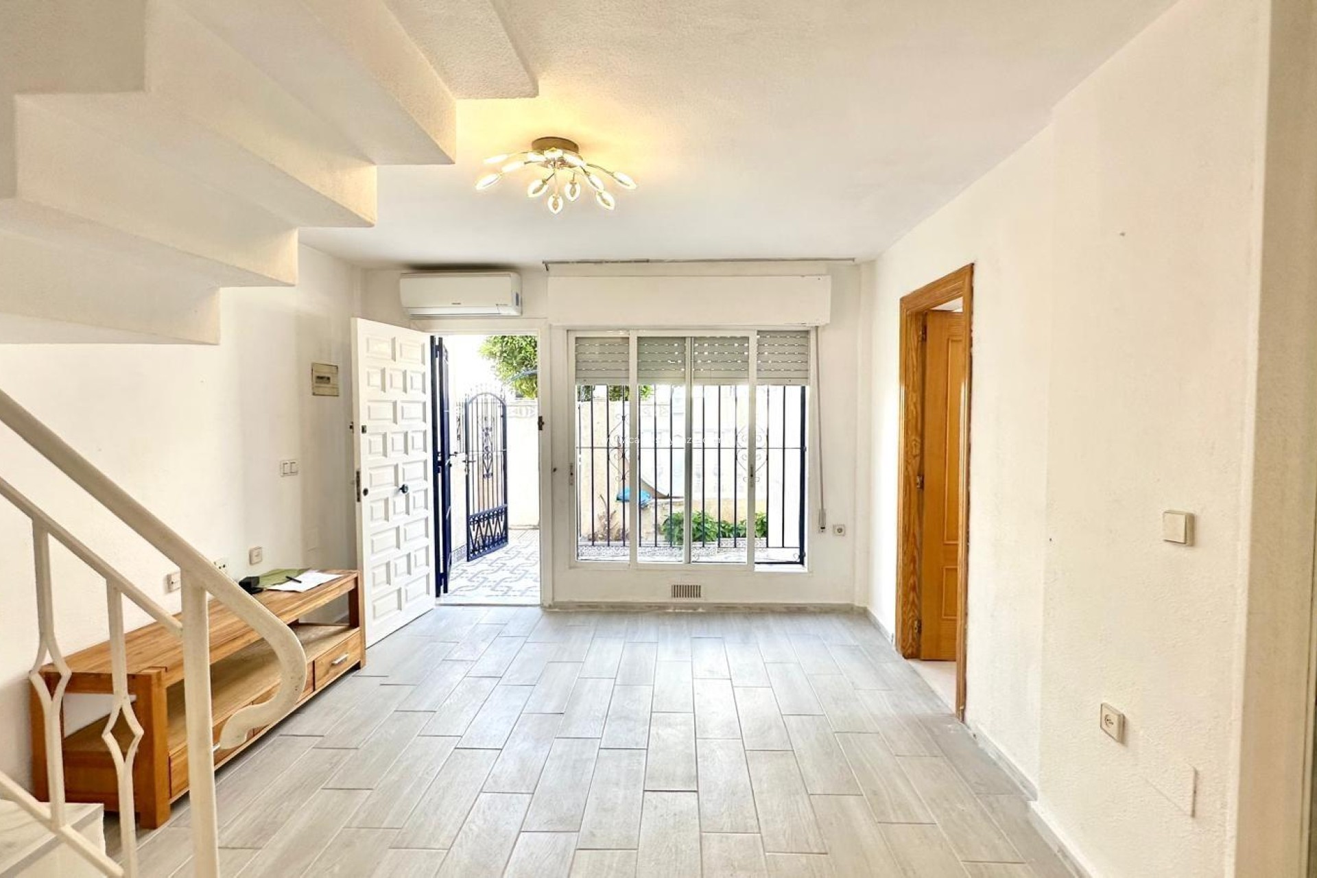 Reventa - Adosado - Torrevieja - Carrefour