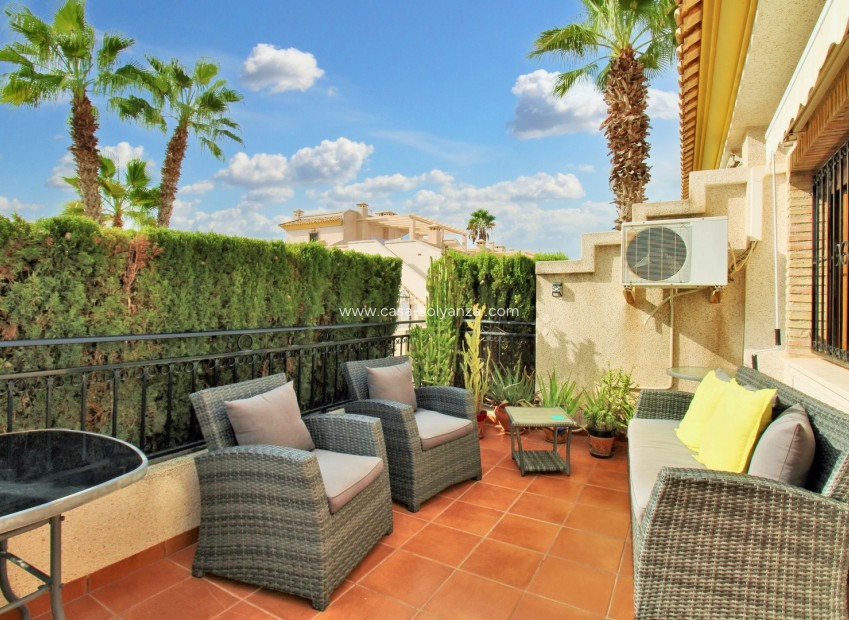 Reventa - Adosado - Villamartin - PAU 8