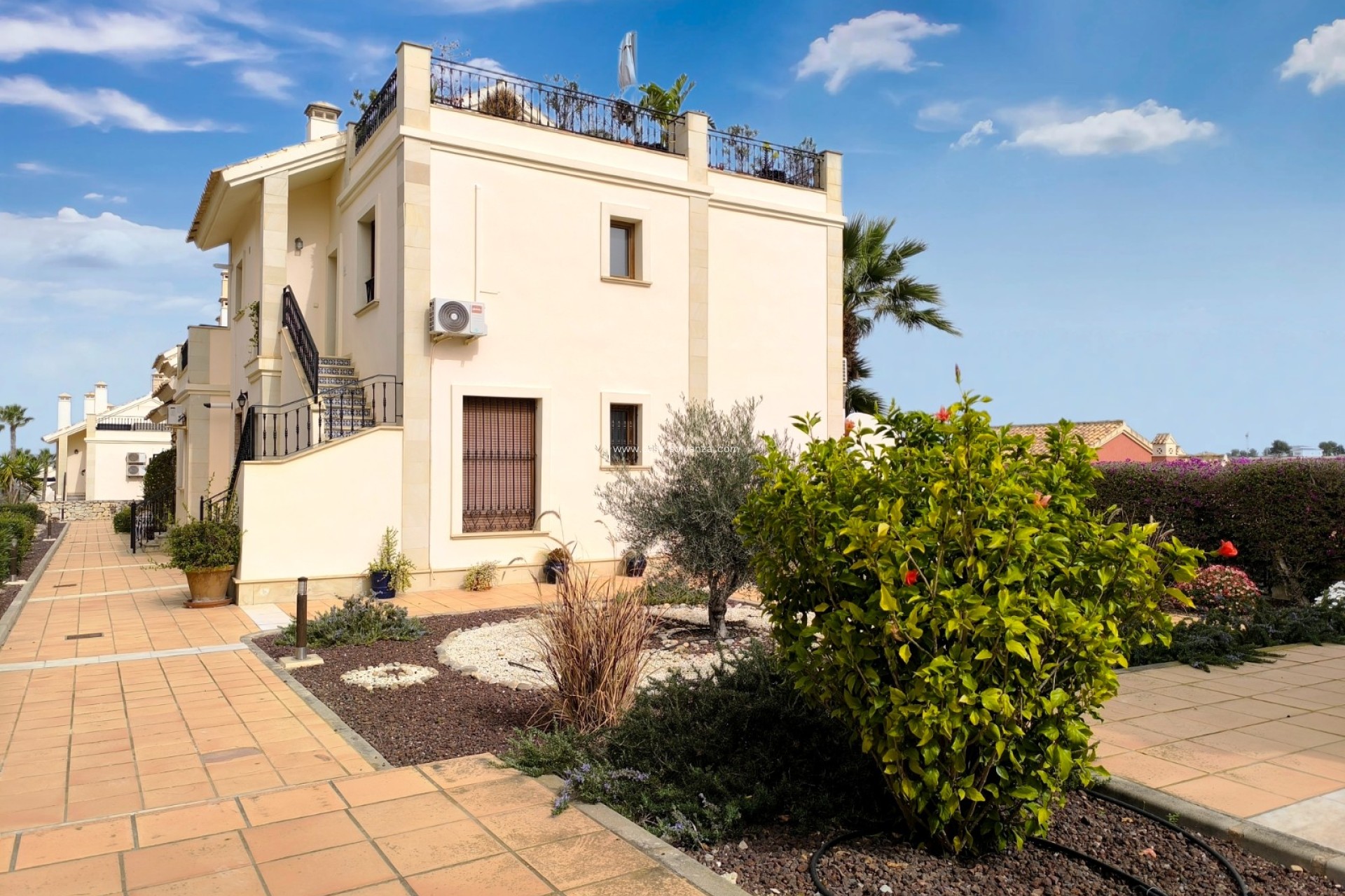 Reventa - Apartamento / piso - Algorfa