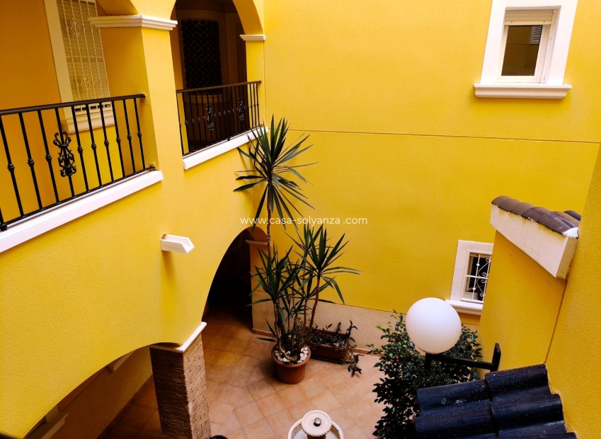 Reventa - Apartamento / piso - Algorfa