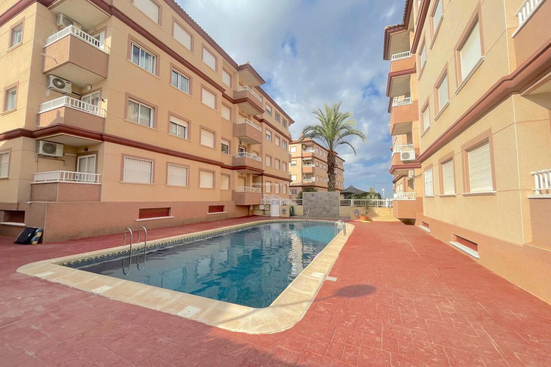 Reventa - Apartamento / piso - Algorfa