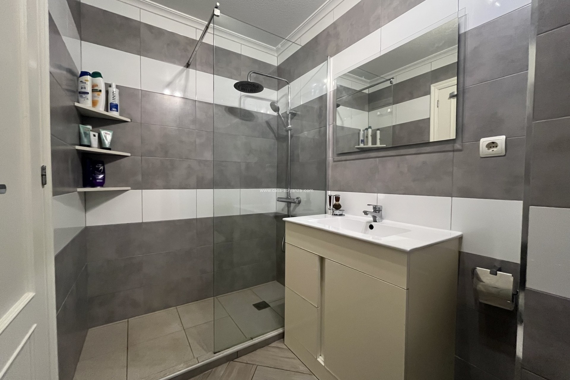 Reventa - Apartamento / piso - Algorfa