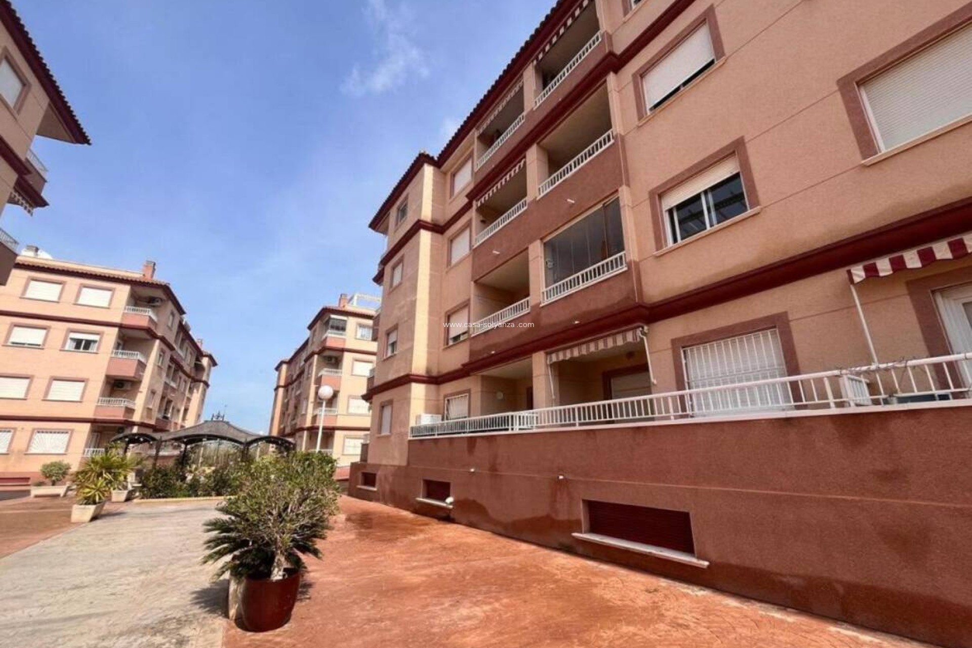 Reventa - Apartamento / piso - Algorfa
