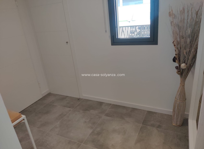 Reventa - Apartamento / piso - Finestrat - Costa Blanca
