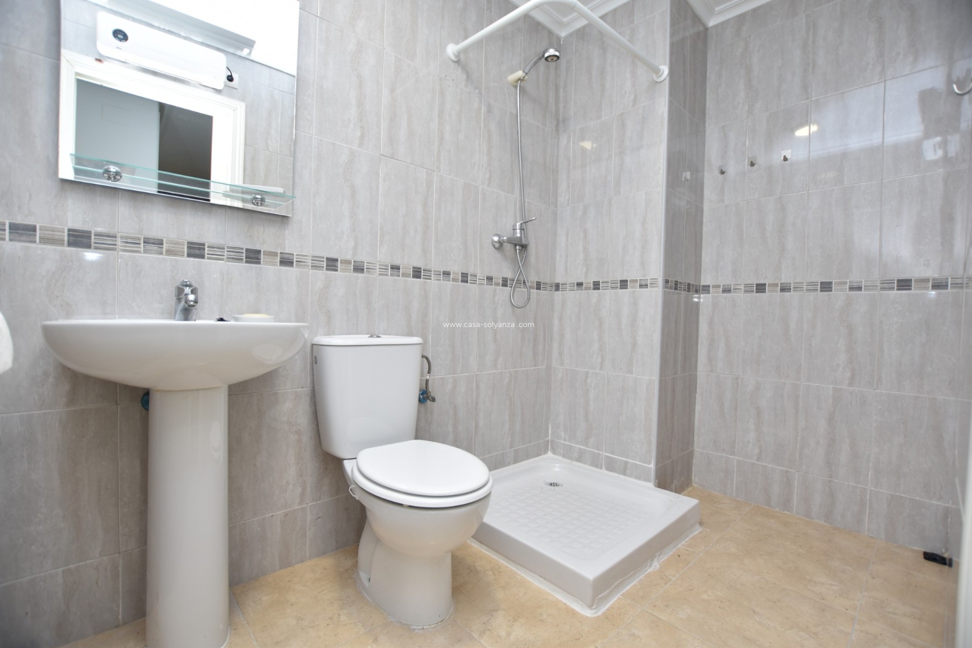 Reventa - Apartamento / piso - Formentera de Segura - Costa Blanca