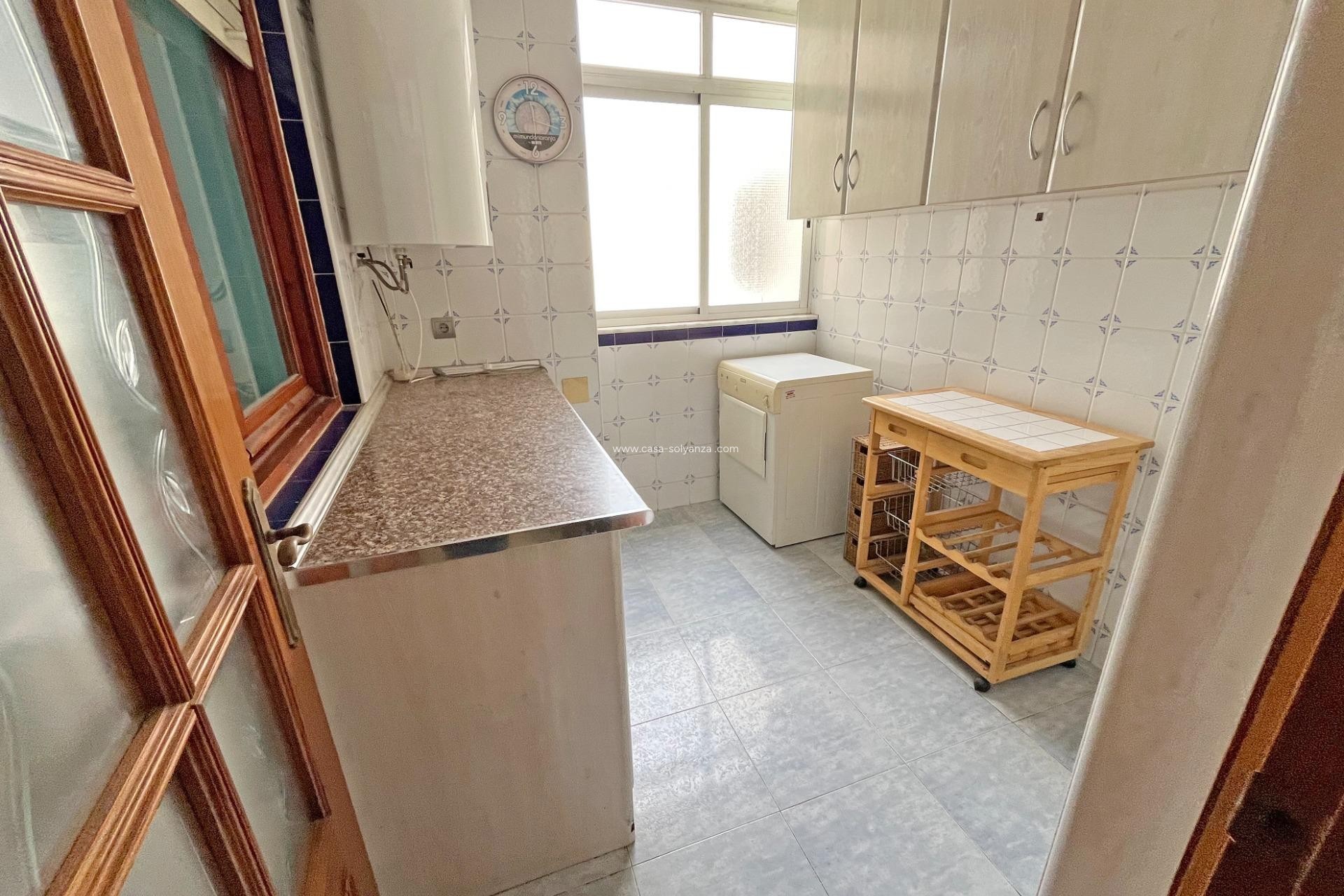 Reventa - Apartamento / piso - Formentera de Segura - Los Palacios