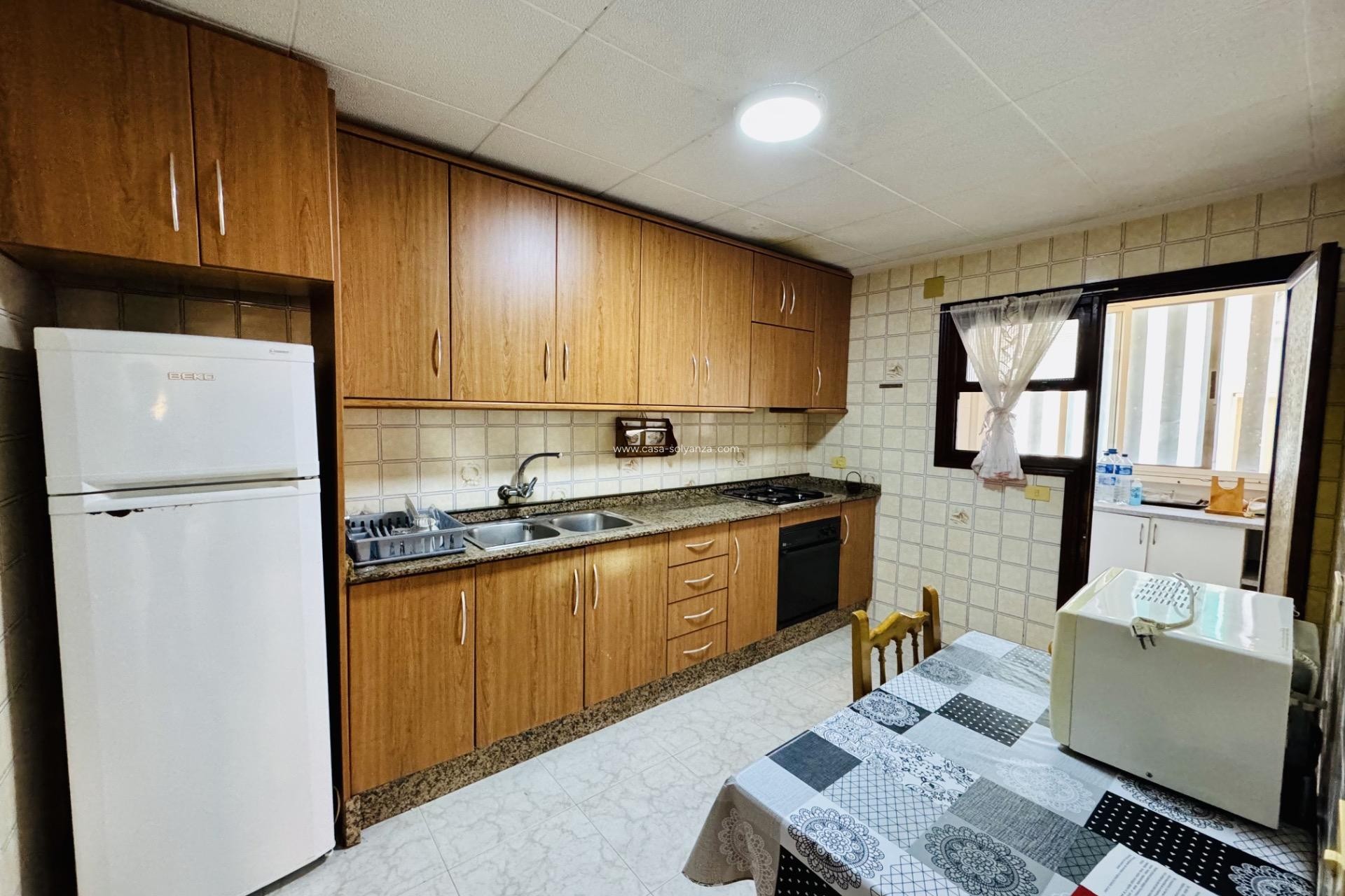 Reventa - Apartamento / piso - Formentera de Segura - Pueblo