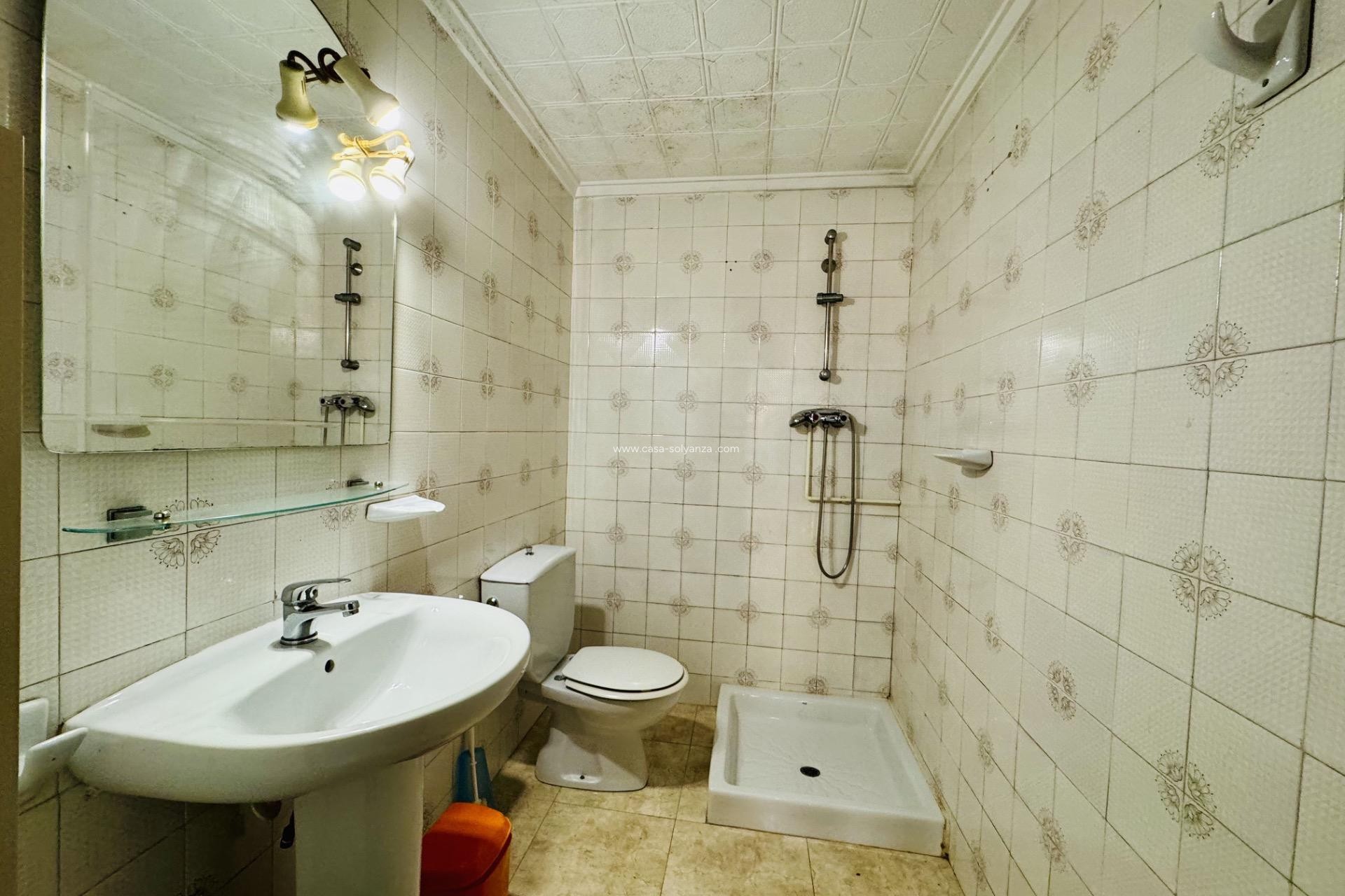 Reventa - Apartamento / piso - Formentera de Segura - Pueblo