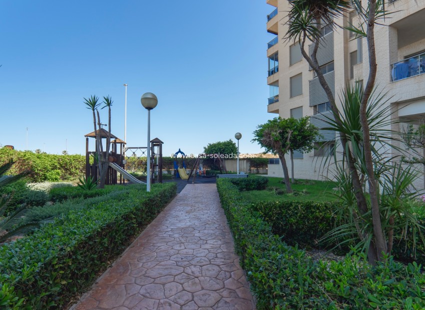 Reventa - Apartamento / piso - Guardamar del Segura - Puerto Deportivo