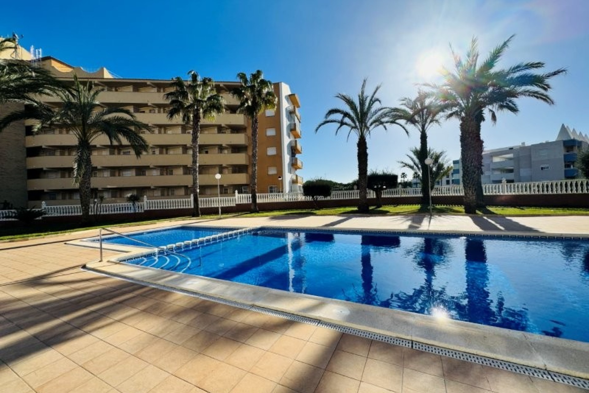 Reventa - Apartamento / piso - La Mata - Alanis