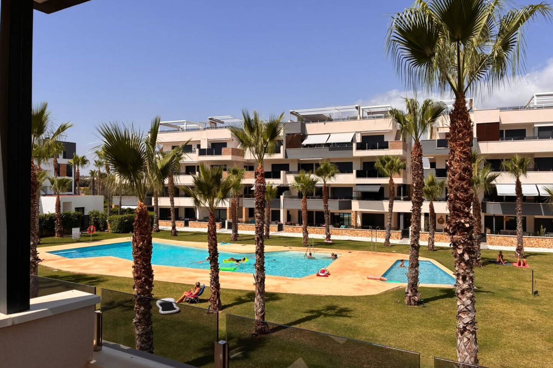 Reventa - Apartamento / piso - Los Almendros (Orihuela-Costa) - Costa Blanca