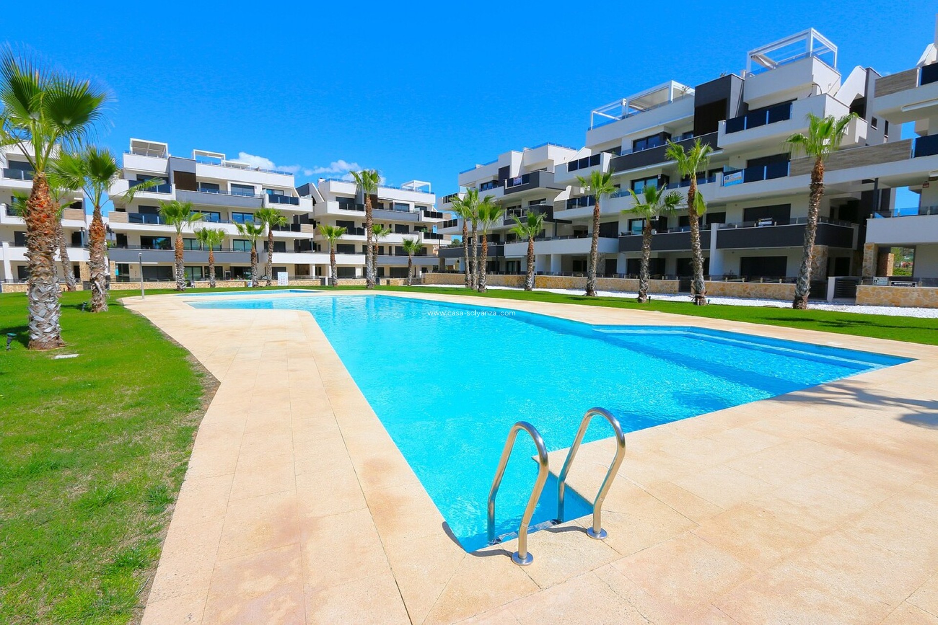 Reventa - Apartamento / piso - Los Almendros (Orihuela-Costa) - Costa Blanca