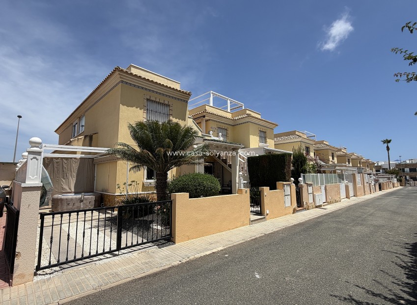 Reventa - Apartamento / piso - Orihuela Costa - Costa Blanca